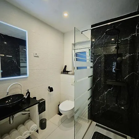 Stella Maris - Private Pool & Steps To *