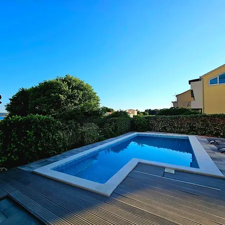 Villa Stella Maris - Private Pool & Steps To Kaštela